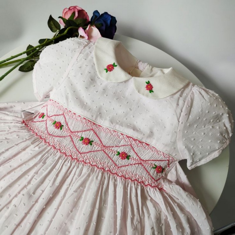 Easter Smocked Dress 2025 Chiffon Swiss Dot White Dress Wholesale Smocked Clothing