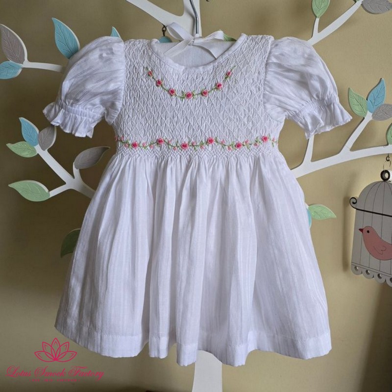 Smocked Mother Day Outfit 2025 White Rose Dress Wholesale Smocked Clothing