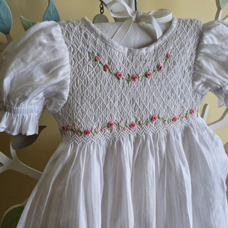 Smocked Mother Day Outfit 2025 White Rose Dress Wholesale Smocked Clothing
