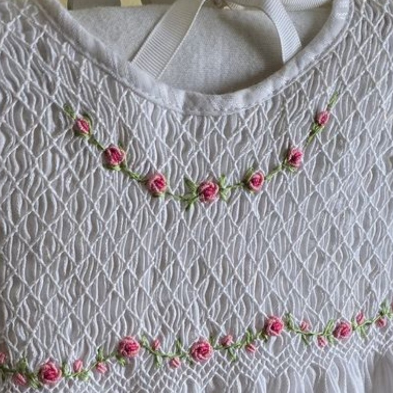 Smocked Mother Day Outfit 2025 White Rose Dress Wholesale Smocked Clothing