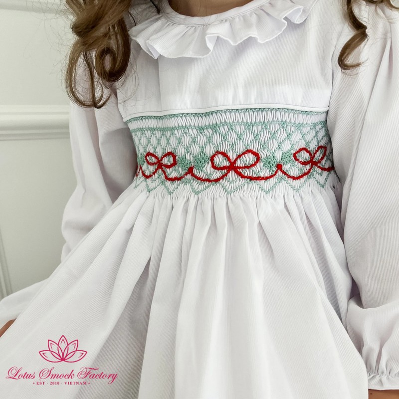 Christmas Outfit 2026 Festive Bows Smocked Dress Wholesale Smocked Clothing