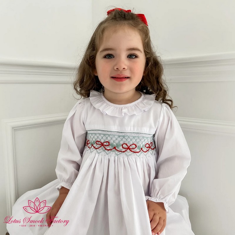 Christmas Outfit 2026 Festive Bows Smocked Dress Wholesale Smocked Clothing